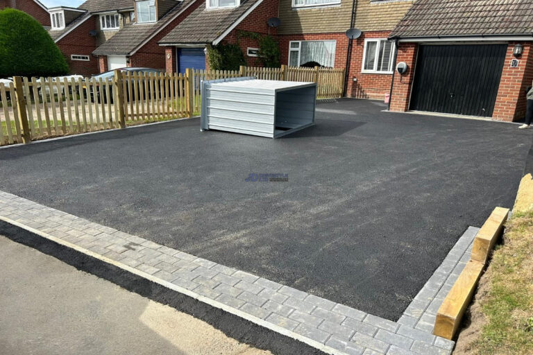 Tarmac Driveway With Block Paved Border And Picket Fence In Ashford, Kent (5)