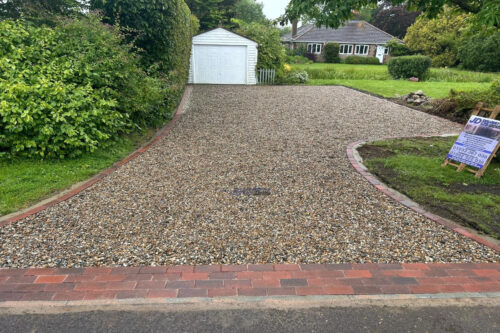 Gravelled Driveway With Brindle Border Outside Of Ashford, Kent (4)