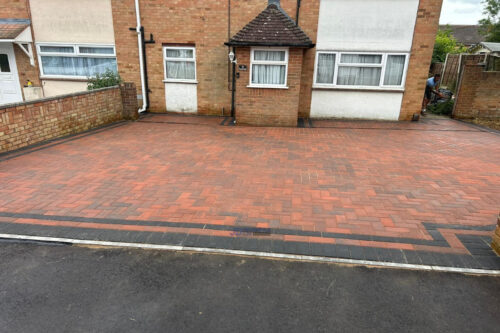 Brindle Block Paved Driveway With Charcoal Border In Ashford, Kent (5)