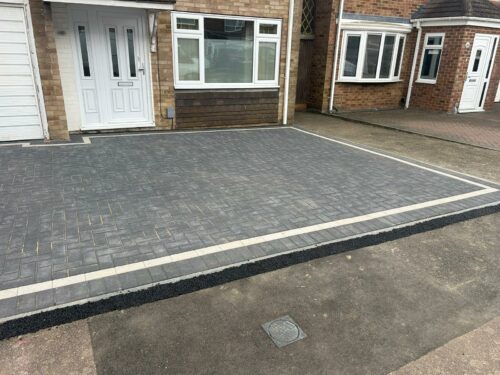 Small Charcoal Block Paved Driveway In Ashford, Kent (7)