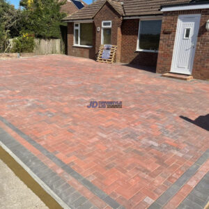 Brindle and Charcoal Block Paved Driveway in Winchelsea Beach