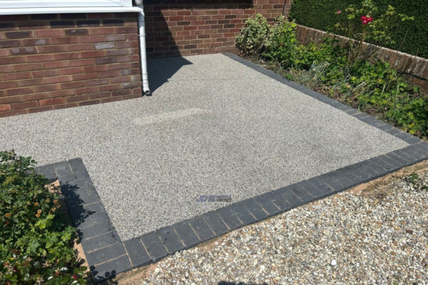 Resin Bound Driveway With Brick Border In Folkestone Kent 10.jpeg