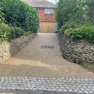 Resin Bound Driveway with Cobbled Apron in Southborough, Tunbridge Wells