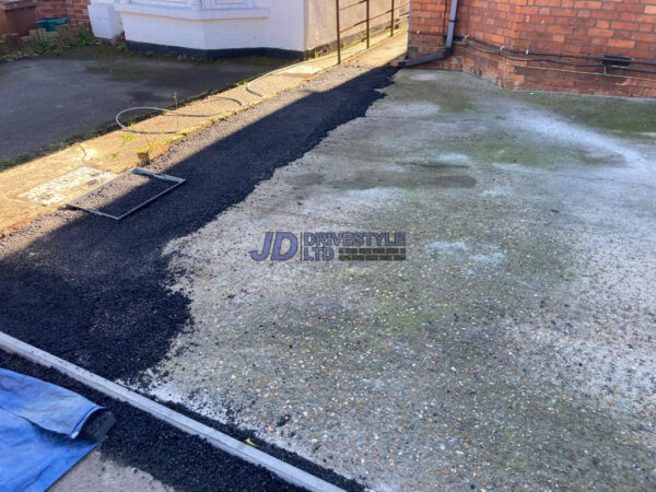 Resin Bound Driveway With New Kerbing In Tunbridge Wells 3.jpeg