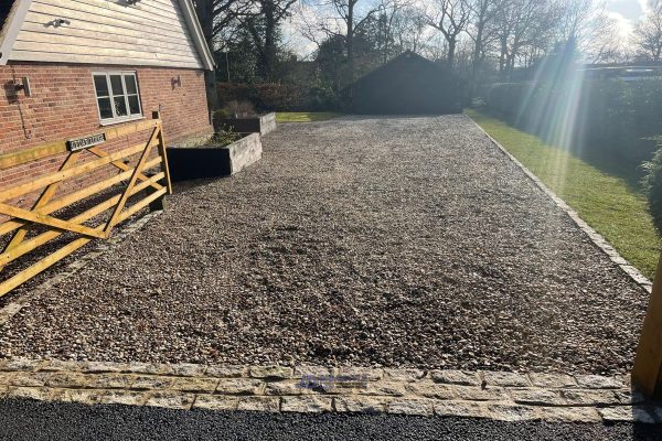 Gravel Driveway Installers Brabourne Lees