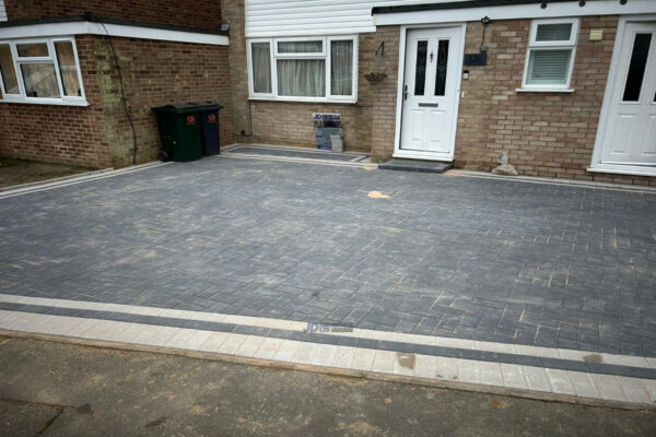 Block Paved Driveway With Doorstep And Drainage System In Ashford, Kent (5)