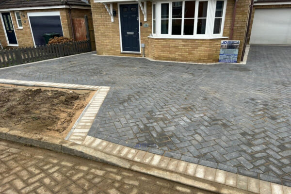 Block Paved Driveway With Herringbone Pattern In Ashford, Kent (9)